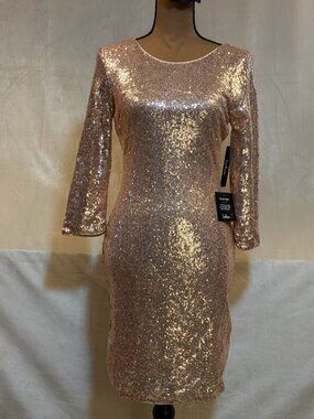 Lulu’s World’s a Stage Rose Gold Sequin Mini Dress NWT Size M Party Cocktail